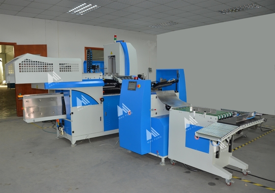 Máquina automática de revestimento de livro de capa dura quadrada com uma estação de formação conjunta MF-FAC390