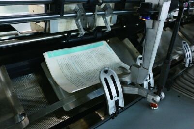 Máquina de recolha pinças para separar autocolantes de livros folhas únicas cartões livros sem ajuste