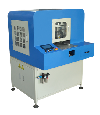 Máquina semiautomática de inserção de tiras elásticas para portáteis de 110x360 mm